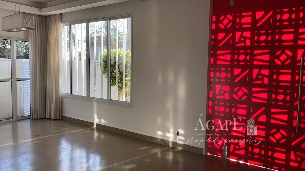 Casa com 5 dormitórios em Artur Nogueira