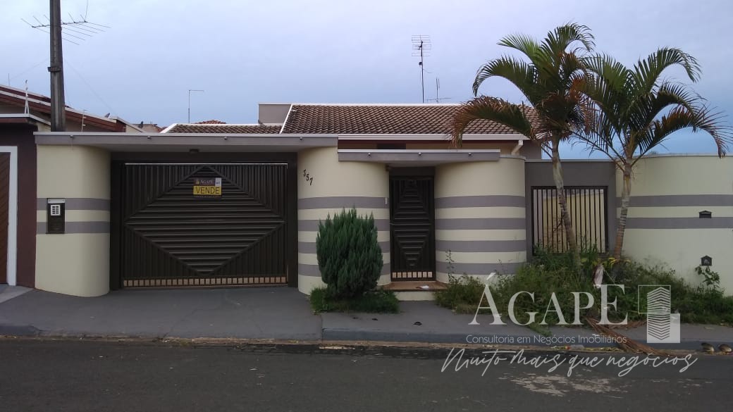 Casa com 3 dormitórios em Artur Nogueira
