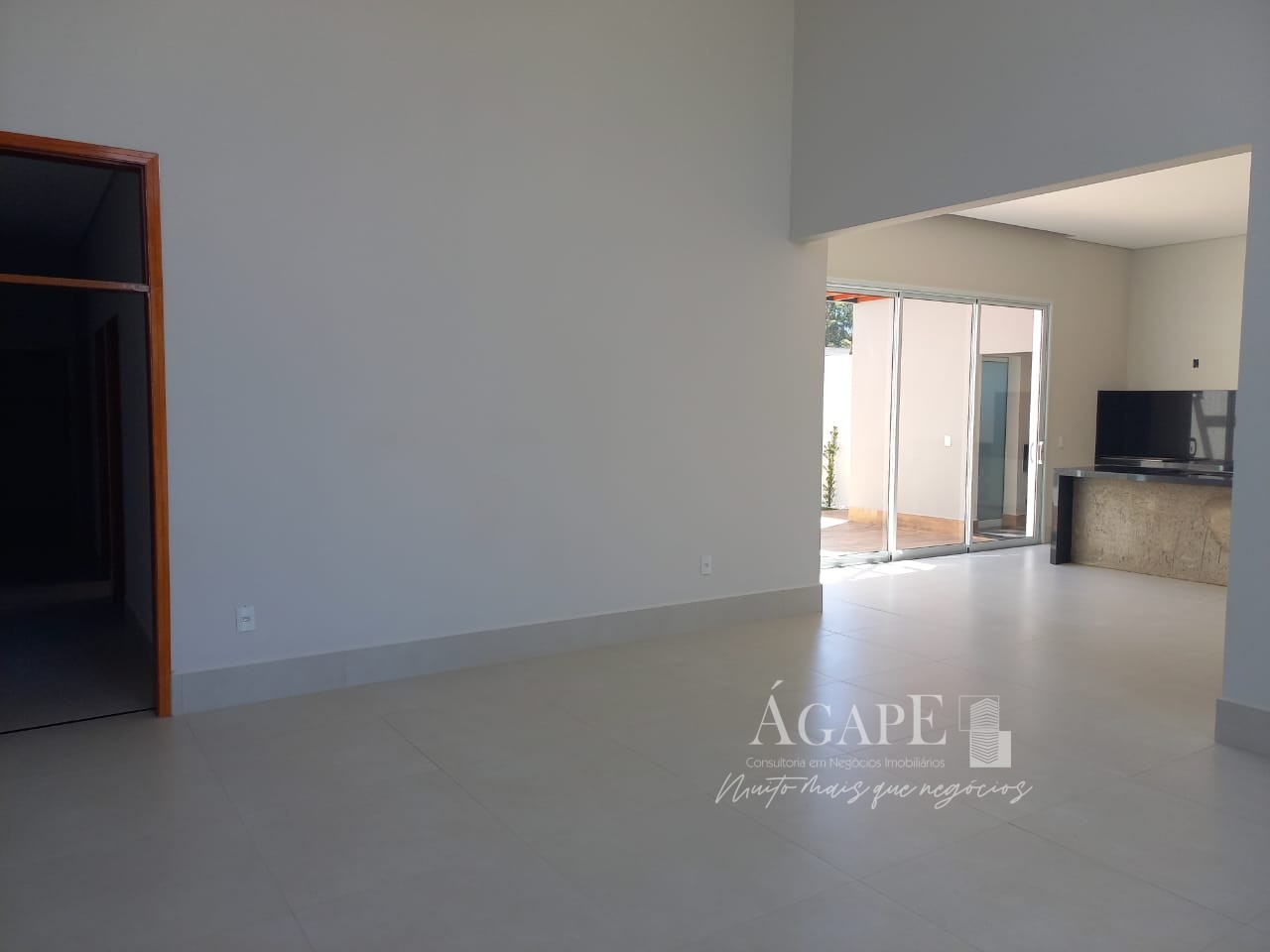 Casa com 3 dormitórios no condomínio São Luiz