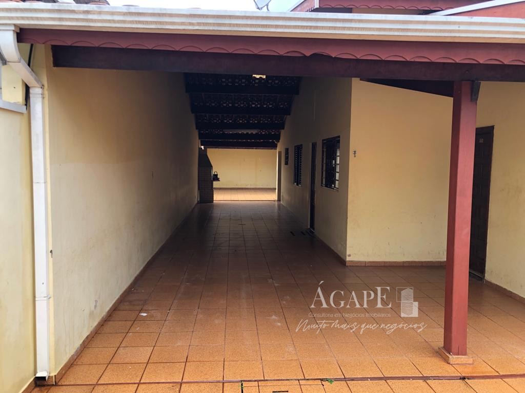 Casa com 5 dormitórios em Artur Nogueira próximo ao Centro