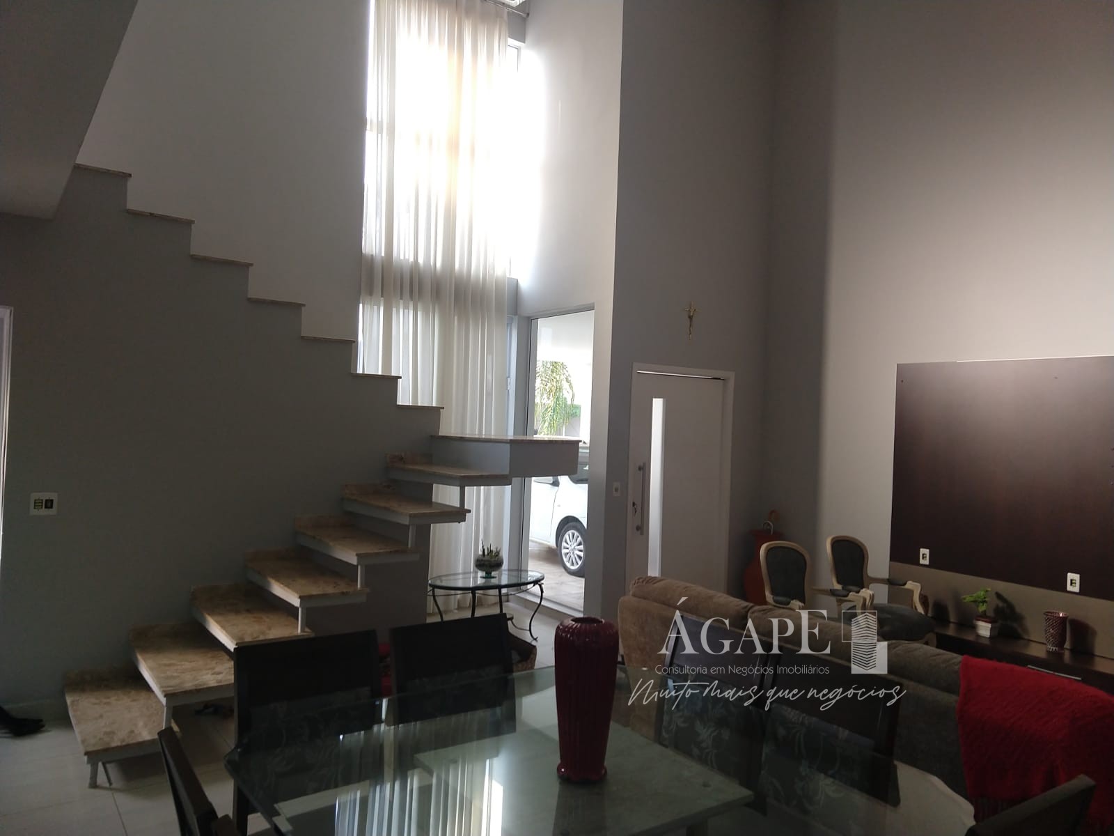 Casa com  2 suítes em Artur Nogueira