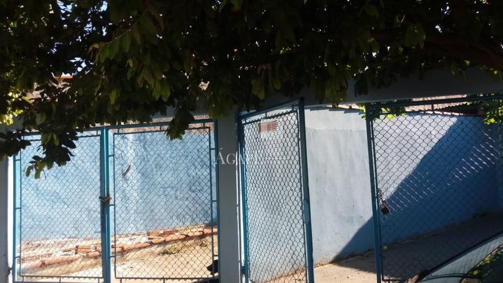 Casa com 3 dormitórios em Artur Nogueira