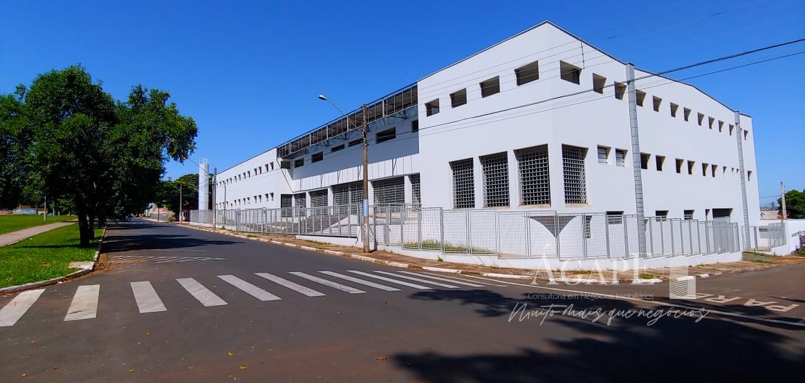 Barracão em Artur Nogueira
