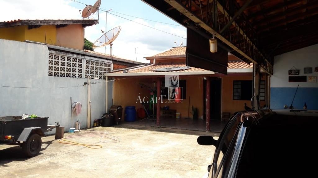 Casa com 2 dormitórios