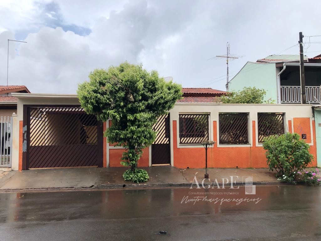 Casa com 5 dormitórios em Artur Nogueira próximo ao Centro