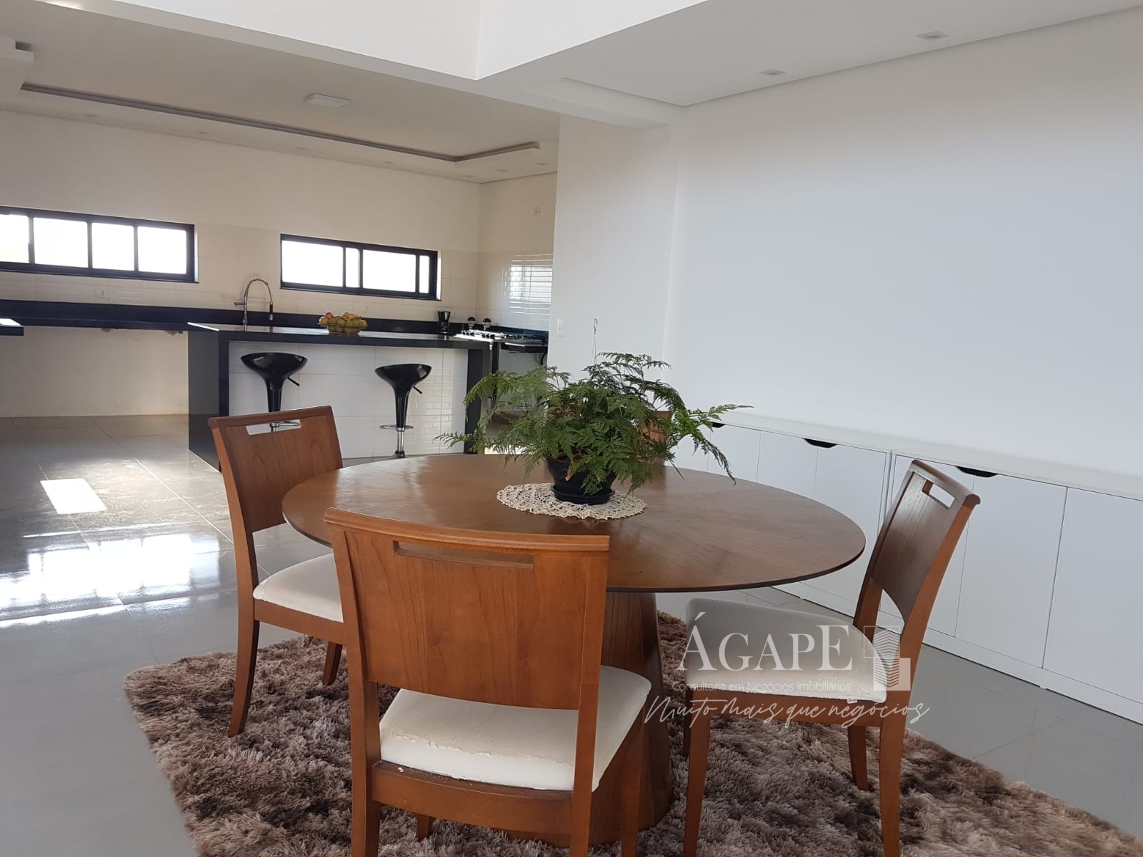 Casa com 5 suítes em Artur Nogueira