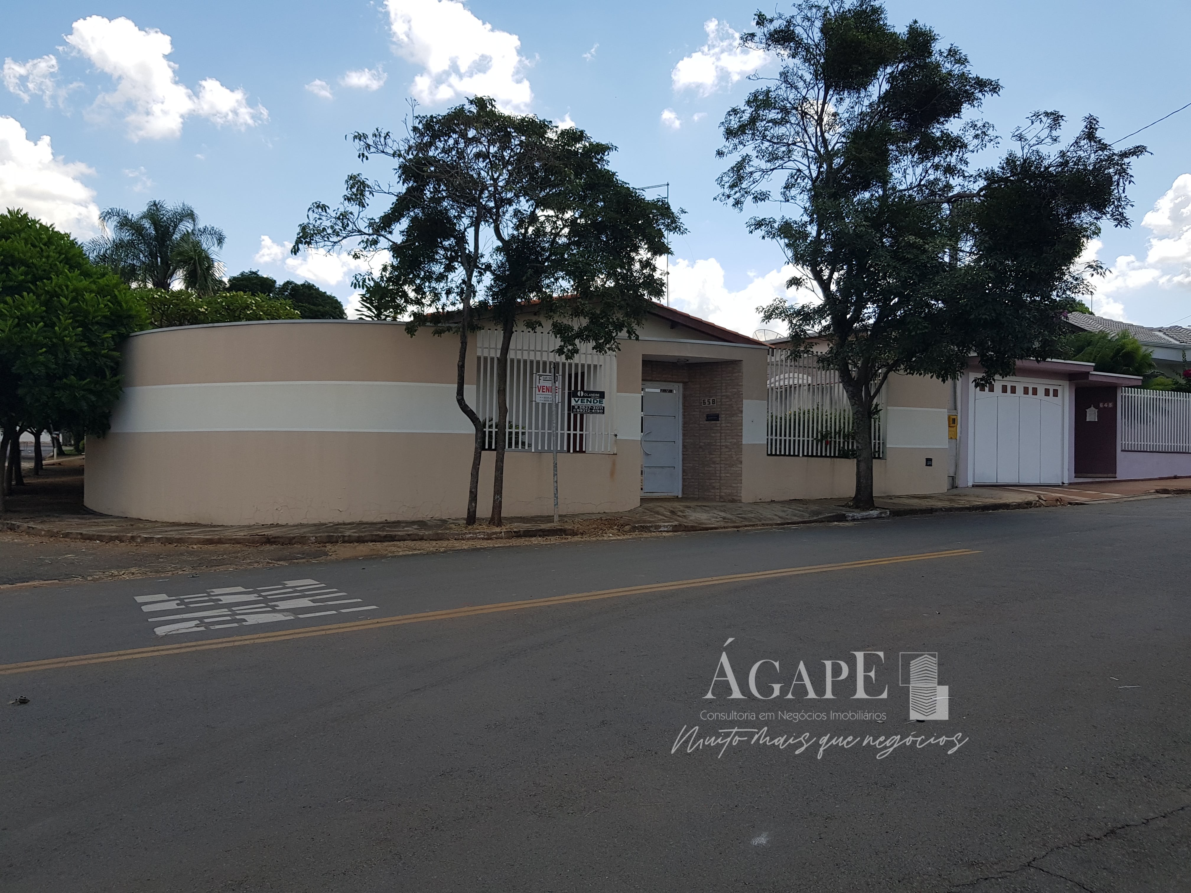 Casa com 2 dormitórios em Artur Nogueira