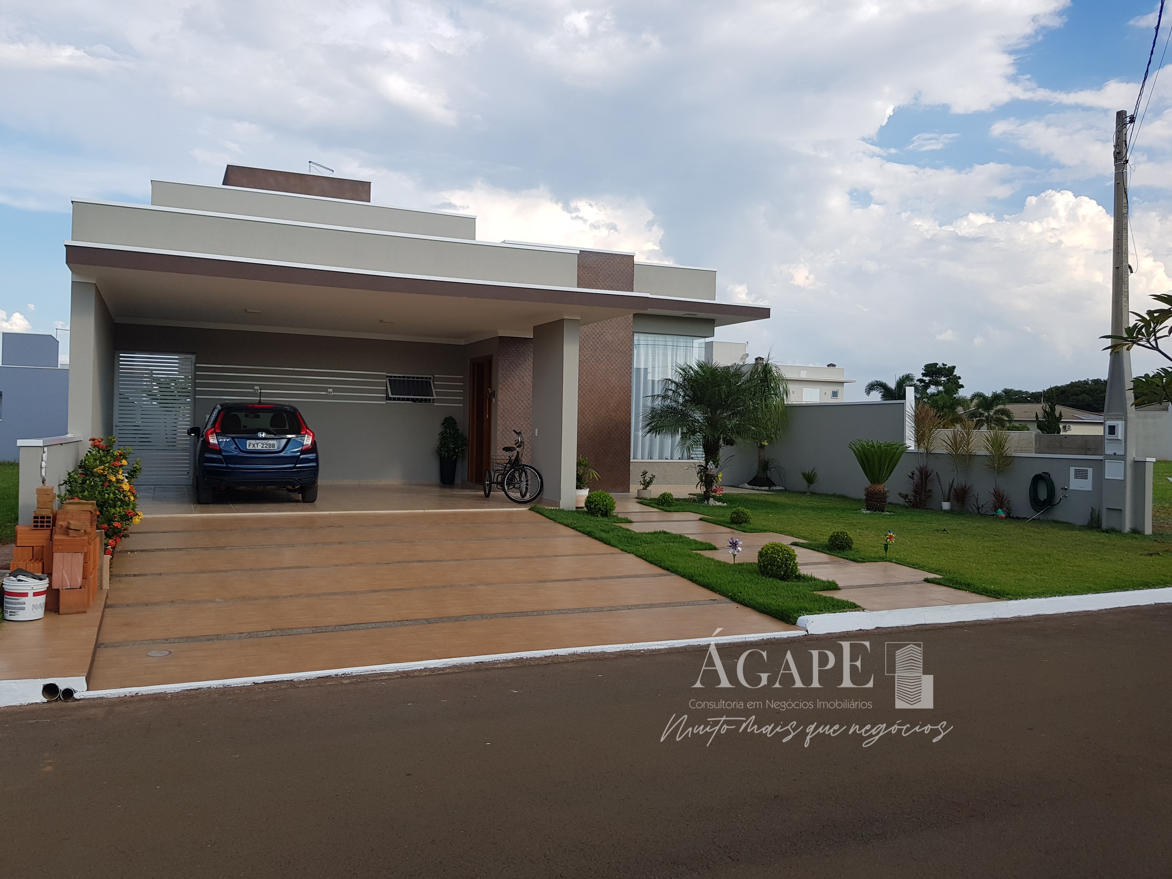 Casa em condomínio Artur Nogueira