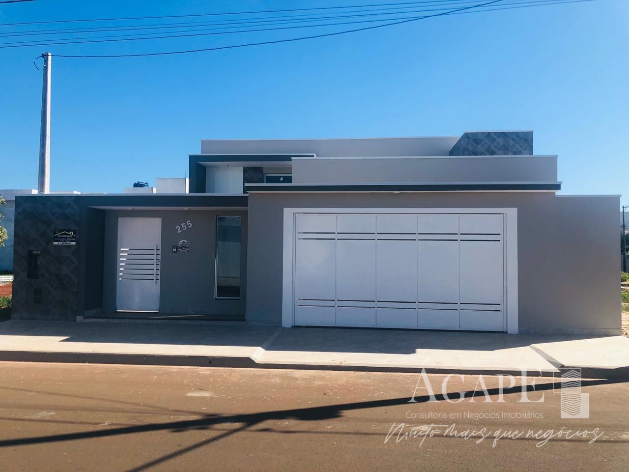 Casa com 3 dormitórios em Artur Nogueira