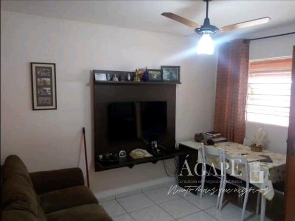 Casa com 3 dormitórios em Cosmópolis